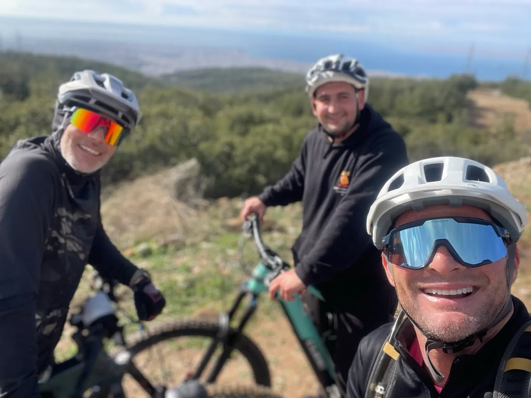 E-Mountain Bike Tour στο Σέιχ Σου